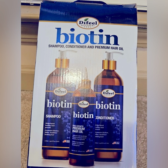 DIFEEL BIOTON PRO GROWTH SHAMPOO,CONDITIONER & PREMIUM HAIR OIL GIFT BOX - Picture 1 of 2
